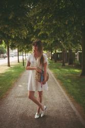 Outfit: romantic in white polkadotted dress