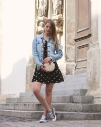 Sommertrend – Polka Dots und Korbtaschen