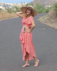 Print Wrap Top And Maxi Skirt Set / FASHION