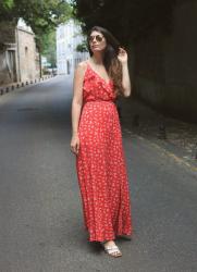 La petite robe rouge longue parfaite !