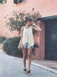 LOOK CON BLUSA AMARILLA PARA VERANO