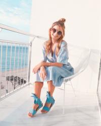 BLUE DRESS AND SEA: REFLEXIONES DE VERANO