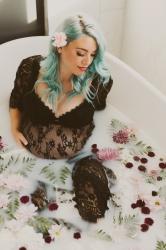 MILK BATH MATERNITY SHOOT