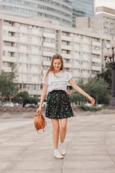 Summer look with short ruffle skirt and white t-shirt