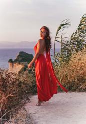 Cape Drastis Korfu & red maxi dress | Jedno z najpiękniejszych miejsc na Korfu
