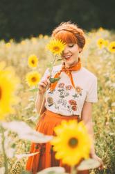 Vintage Flower Chart Tee in the Sunflower Field