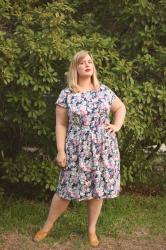 Miss Marguerite Blows Out the Candles: Sew Over It Marguerite Dress