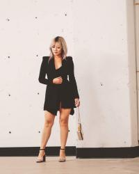 Must Have: Blazer Dress