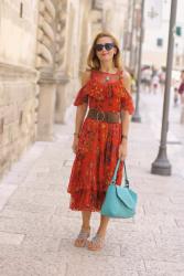 How to wear an open shoulder dress