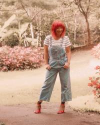 Vintage Levi’s Overalls & Fishnet Anklets: Intentional Ignorance