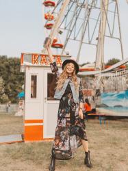 Funfair! Maxi dress for Autumn. Sesja w wesołym miasteczku