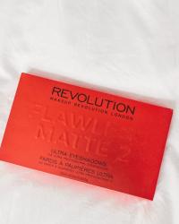 Make up revolution Flawless Matte 2 Review