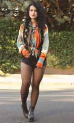 Outfit: Seventeen seconds, a measure of life.