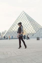 A Pirâmide do Louvre / Look