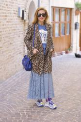 Lace maxi skirt and chunky Maxi sneakers