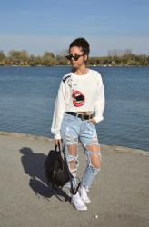 Outfit | Cropped sweatshirt and jeans