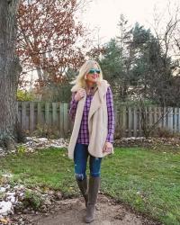 2 Ways to Style a Cozy Teddy Vest