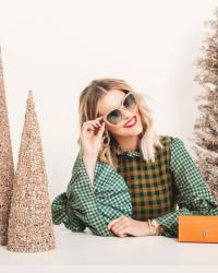 12 DAYS OF KERRENTLY CHRISTMAS DAY 10 GIVEAWAY: TORY BURCH SUNGLASSES & $250 SUNGLASS HUT GIFT CARD