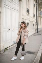 Parka brodée de fleurs