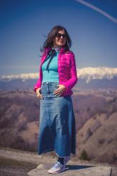 Maxi jeans skirt and some hot pink