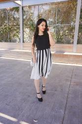 Look de invitada: vestido blanco y negro 