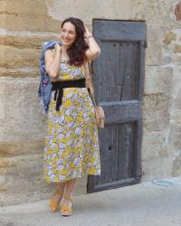 Robe wax jaune : un look de printemps