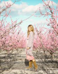 AITONA: VESTIDO ROSA Y MAXI CARDIGAN