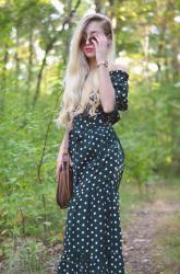 BOTTLE GREEN DRESS WITH DOTS