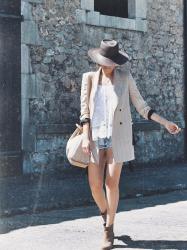 LOOK CON SHORT Y BOTINES PARA VERANO