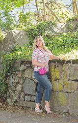 Simple Summer Style: Floral-Print T-Shirt + Jeans