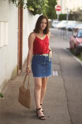 Le top rouge effet satin