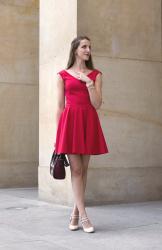 Perfect red dress for wedding guest