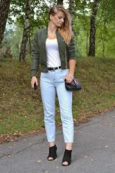Zielona bomberka. ♥ Bomber jacket and mom jeans.
