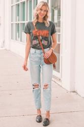 How to Wear a Graphic T-Shirt