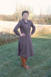 • Plaid 1940s Fall Frock •