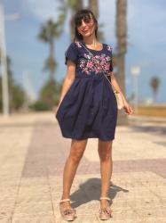 Vestido Baby Doll con bordado floral