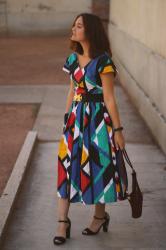 La robe multicolore ou la tenue d’Arlequin