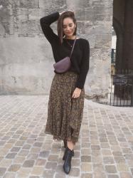 Sac banane et maxi jupe