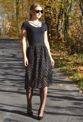 Total black look. Czarna spódnica, którą po prostu pokochałam! ♥