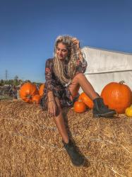 Nea - Some Say || floral dress on Pumpkin Farm in Warsaw