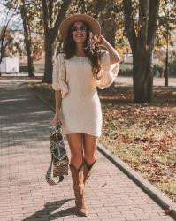 THE MINI KNIT DRESS