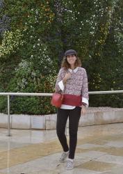 Red casual outfit in Bilbao