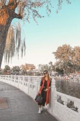 LOOK CON DIADEMA EN MI VIAJE A CHINA