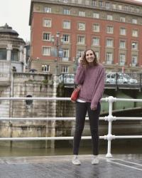 Rainy day in Bilbao – Traveling outfit