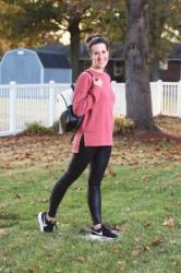 Thursday Fashion Files Link Up #237 – Perfect Oversized Sweatshirt for the Fall
