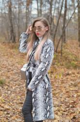SNAKE PRINTED COAT