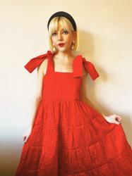 LADY IN RED