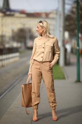 Safari Outfit: Mein Look mit dem Modetrend für Frühling/Sommer 2020