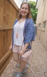 Accessorising Pink and White Shorts And Tee Outfits: Blue Kimonos and Pink Bags