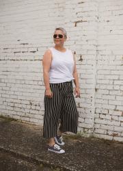 Outfit Challenged in Ageless Style